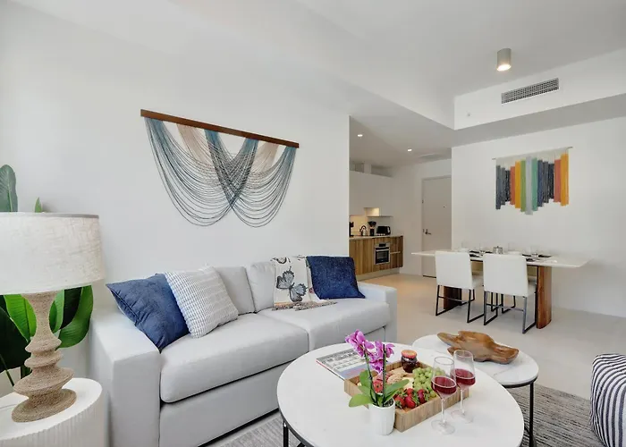 Skyline - Rooftop Pools, Spa, Walk To Downtown & Brickell