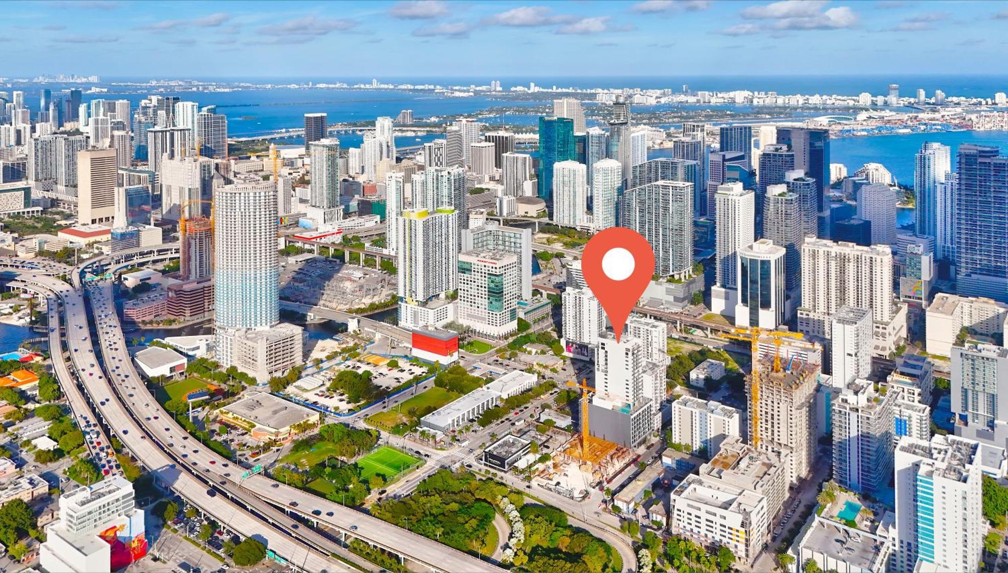 Apartment Skyline - Rooftop Pools, Spa, Walk To Downtown & Brickell *